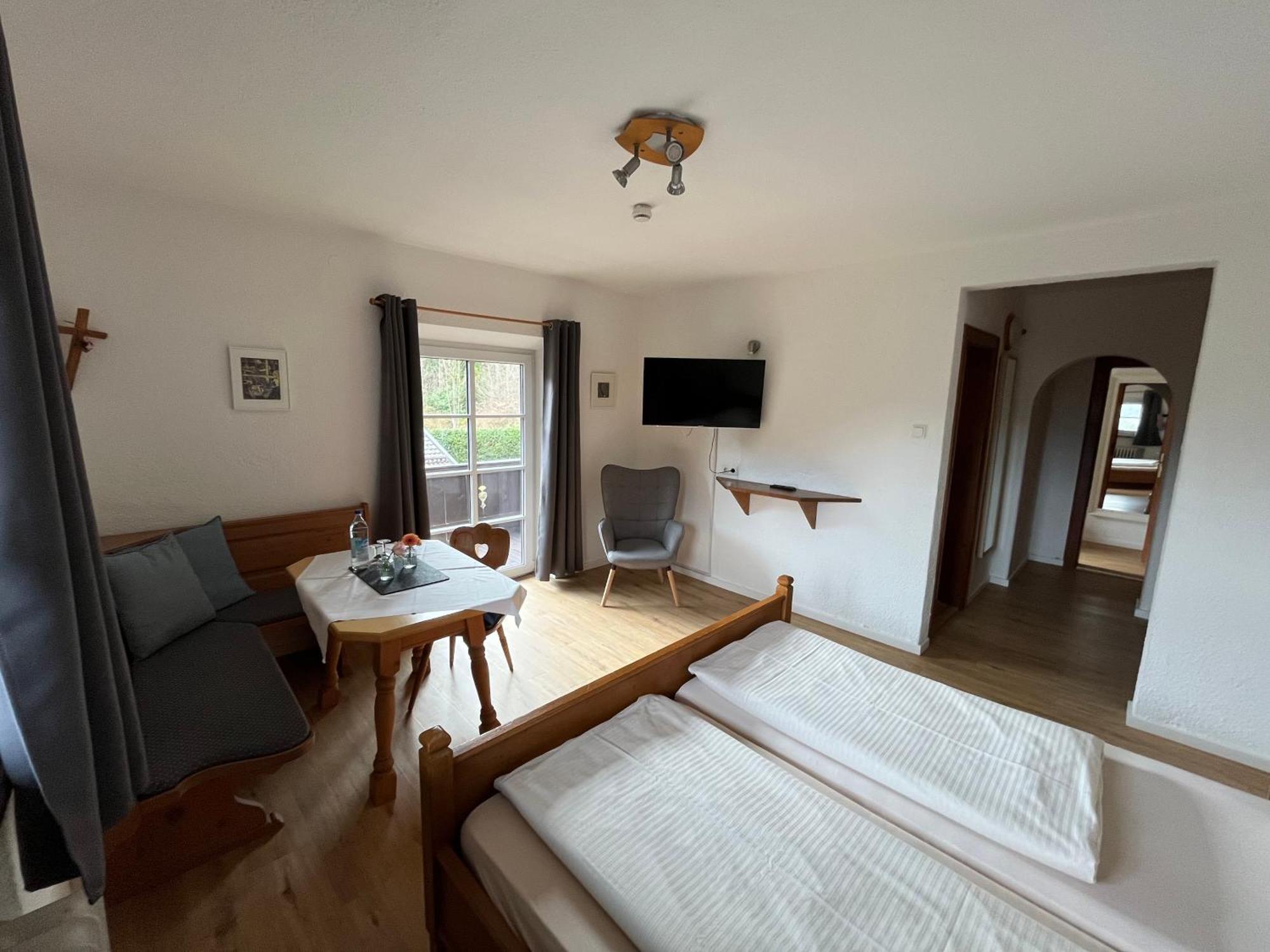 Apartment Gaestehaus Maria Theresia Schliersee