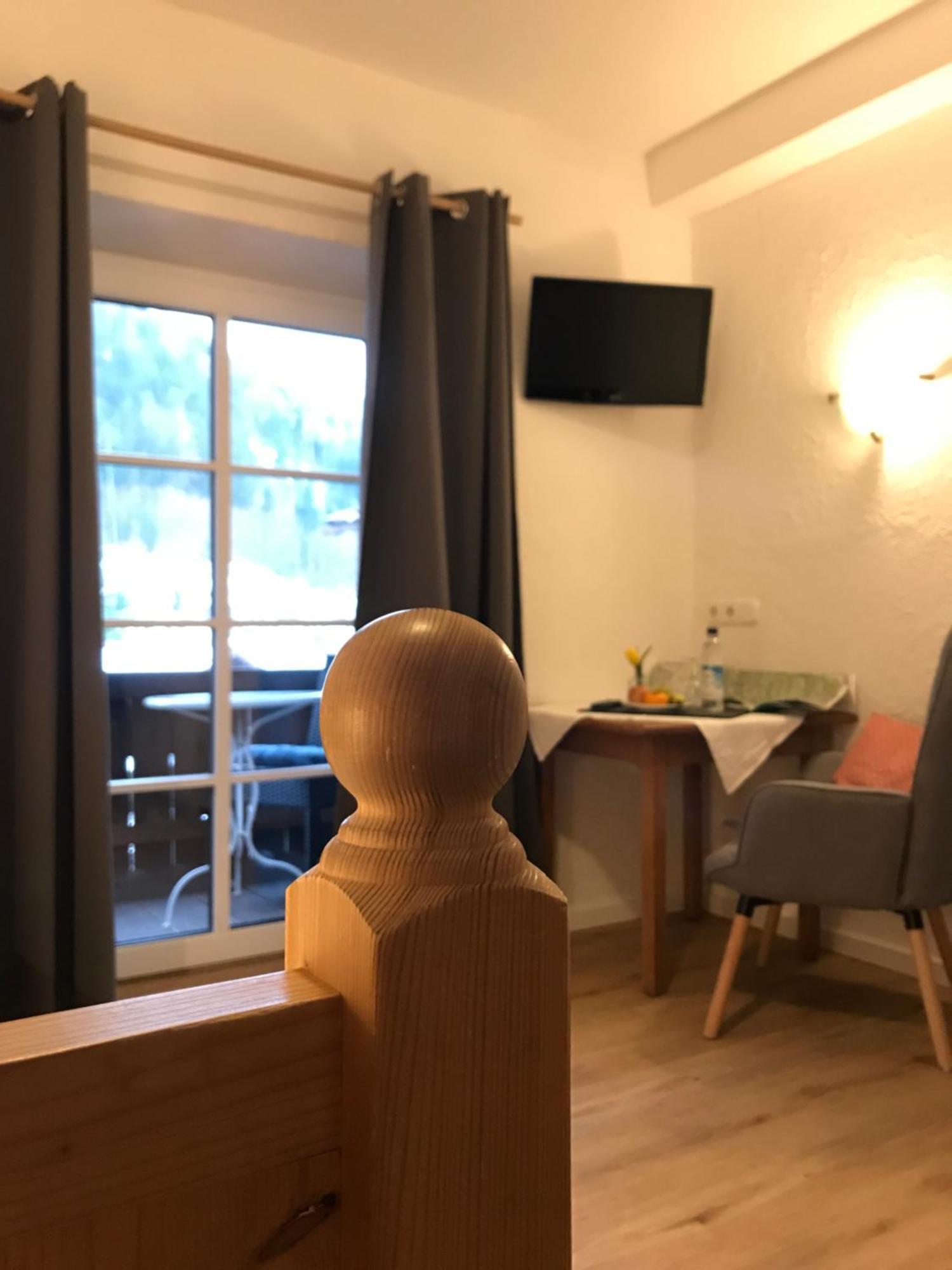 Gaestehaus Maria Theresia * Schliersee